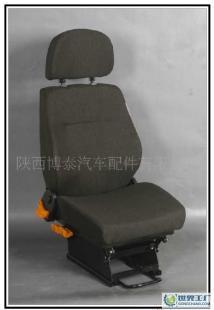 供應廠家促銷駕駛員農機車座椅，汽摩配件市場迎來新機遇